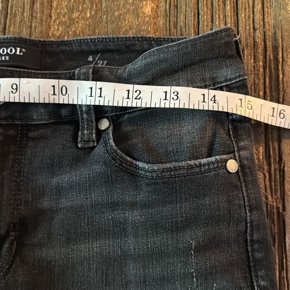 Liverpool the Crop Flare Jeans - Picture 11 of 11